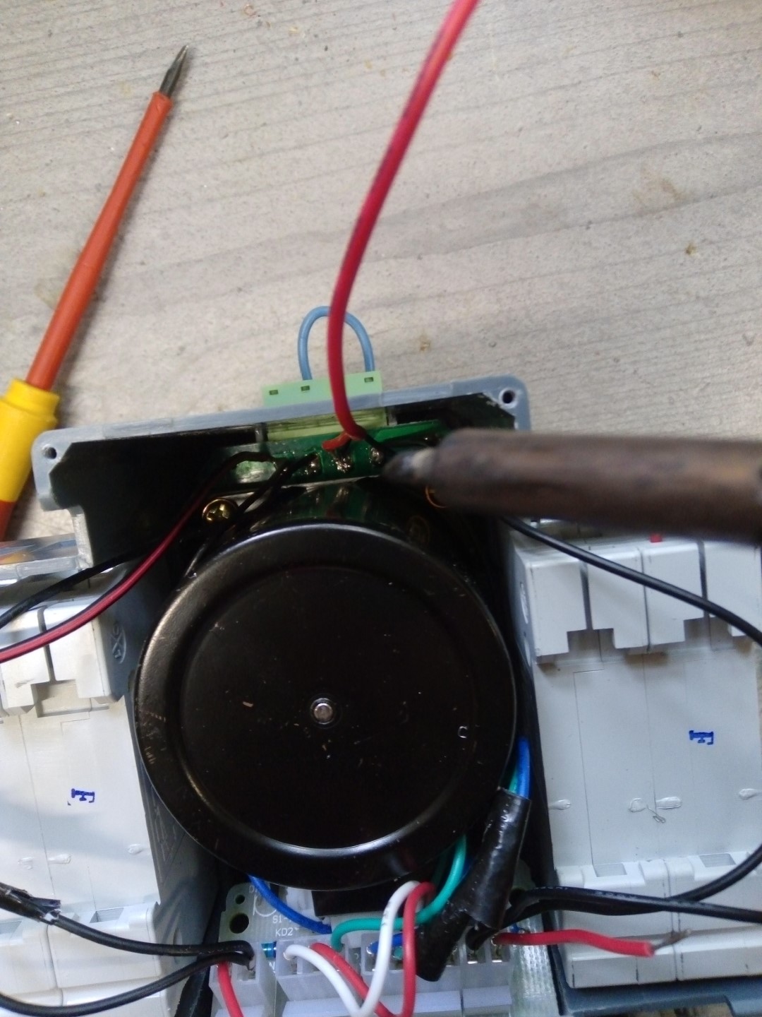 ATS automatic transfer switch Umbau Nachteinspeisung 09