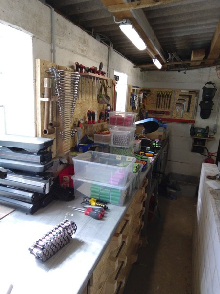 Akku Arbeitsplatz 09