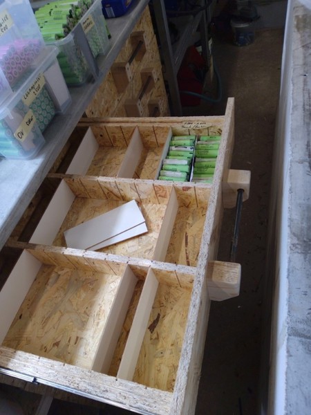 Akku Arbeitsplatz 10