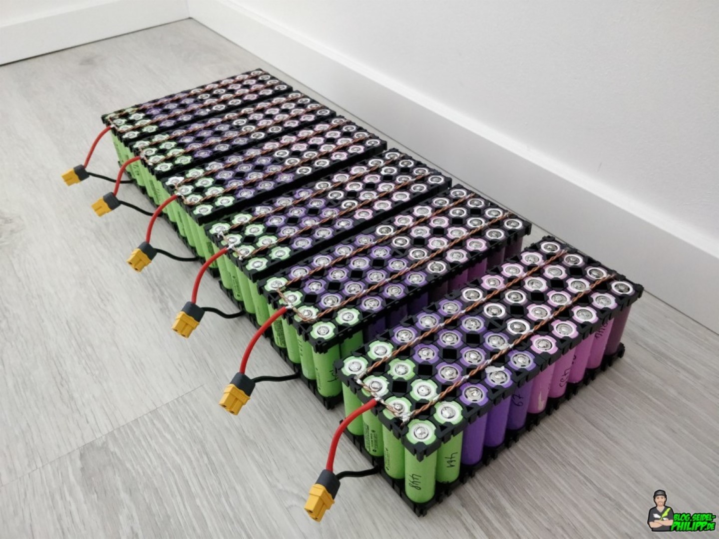 Akkuback DIY 18650 Powerwall