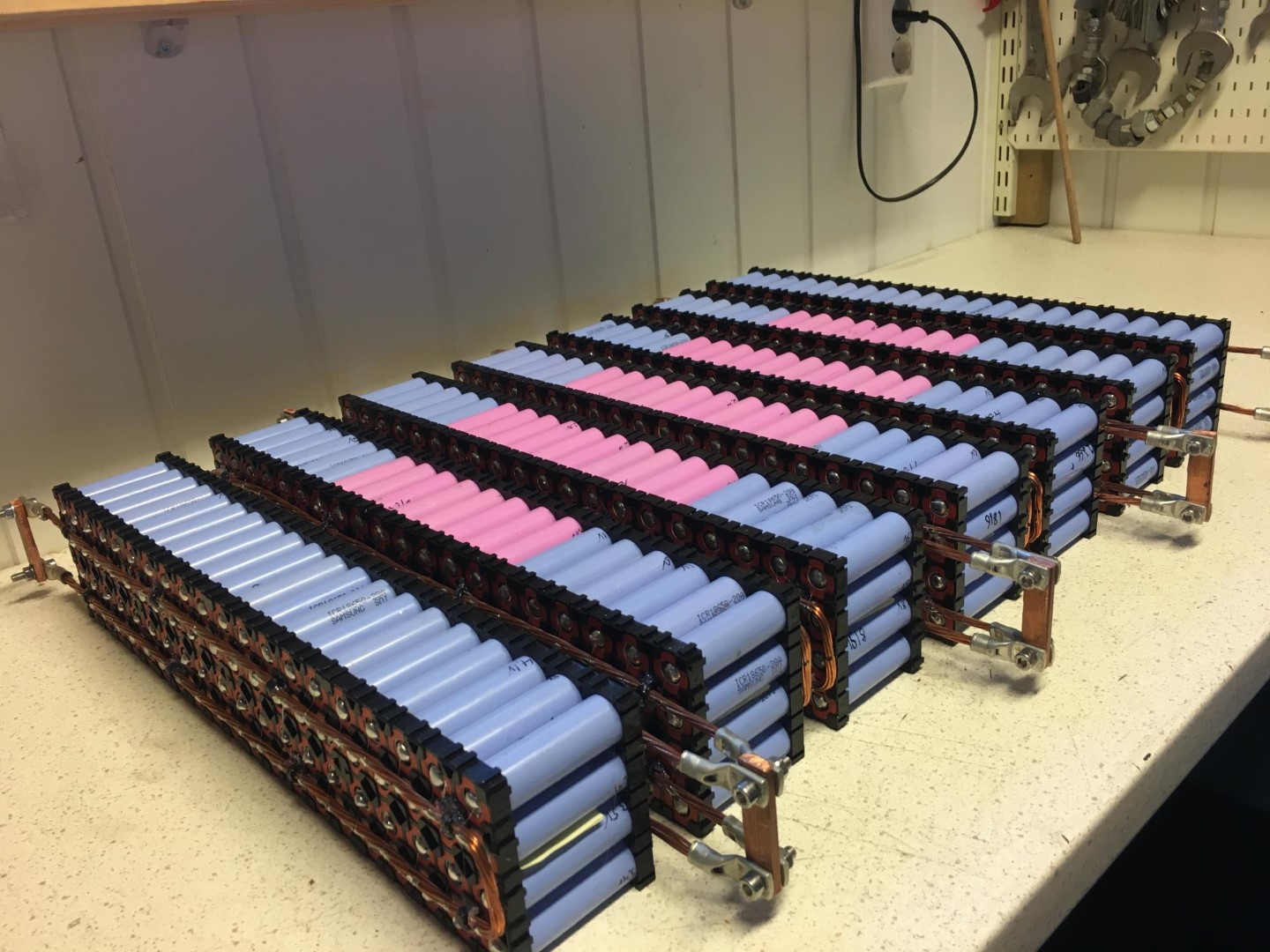 Akkuback DIY 18650 Powerwall