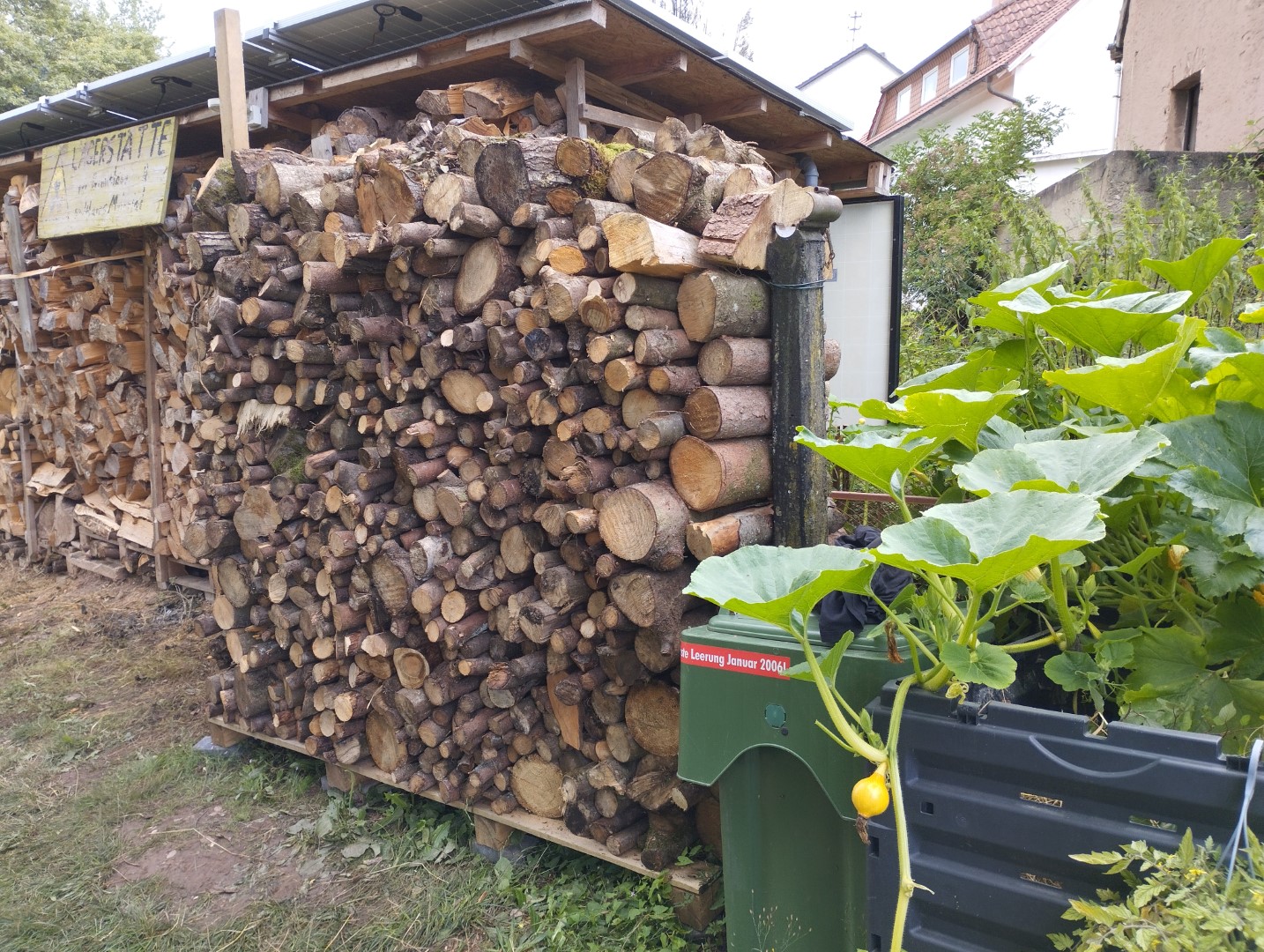 Brennholzlager Kuerbis 01