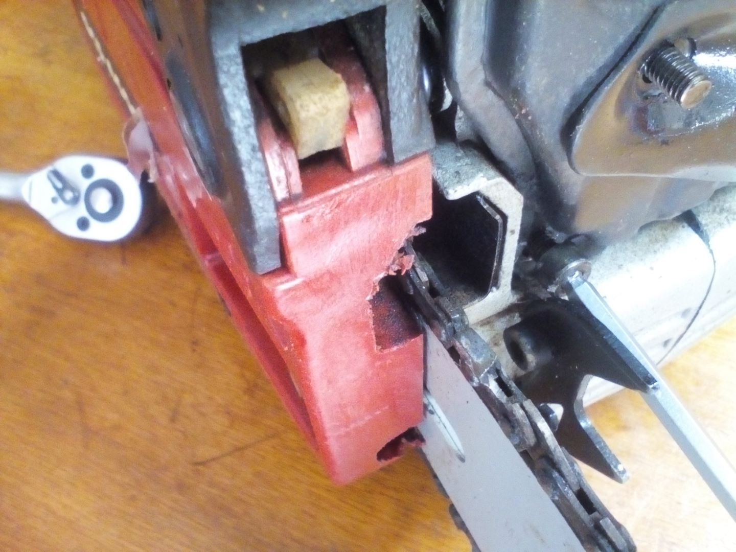 Auspuff Schalldaempfer chinesische Kettensaege 04