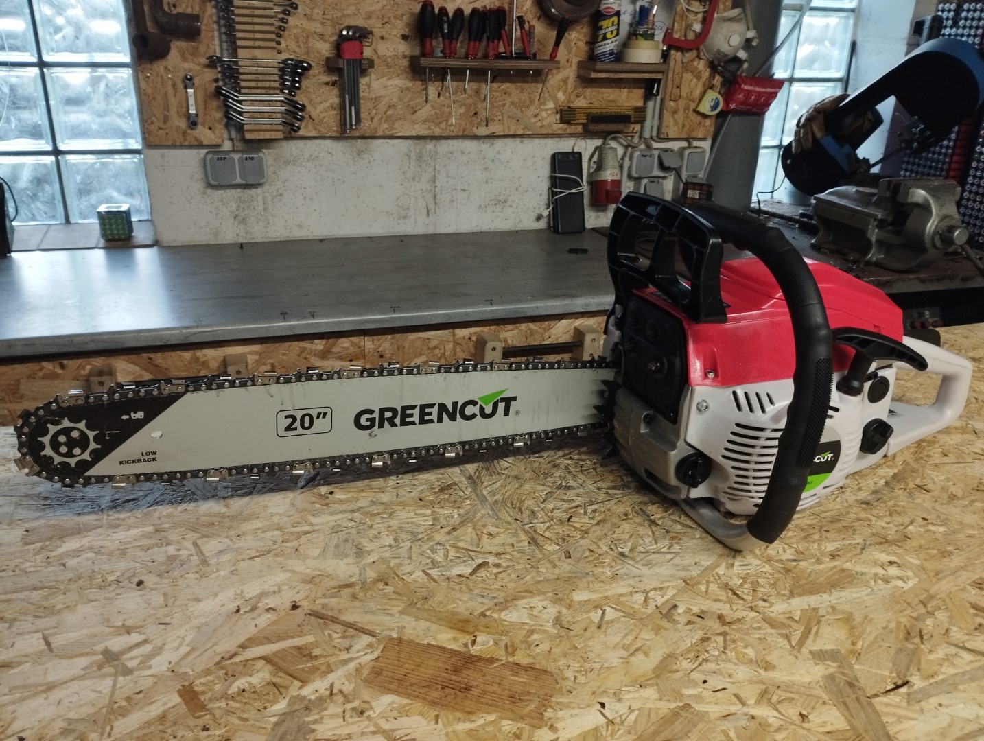 Greencut GS620X Benzin Motorsaege Kettensaege 01