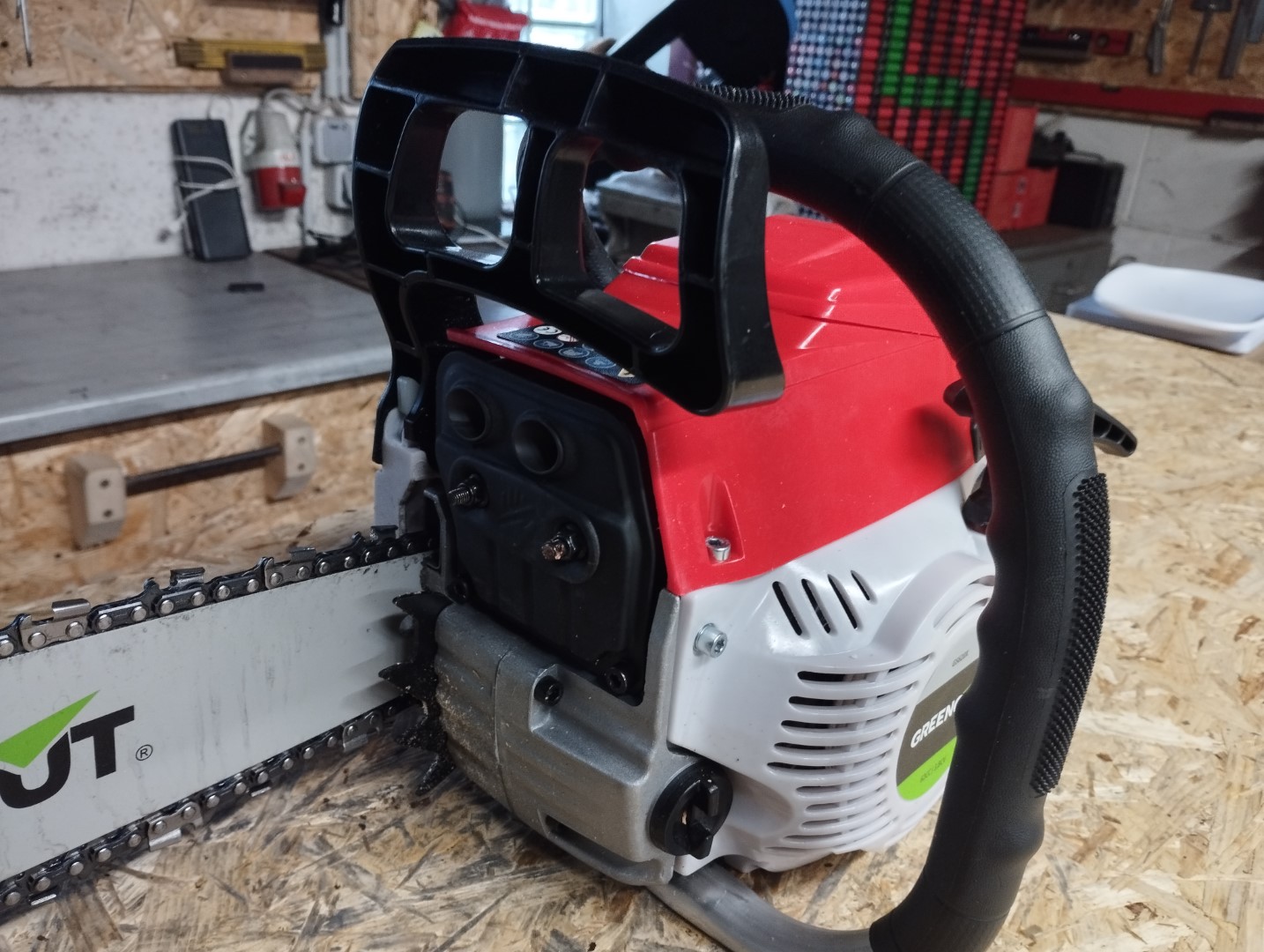 Greencut GS620X Benzin Motorsaege Kettensaege 02