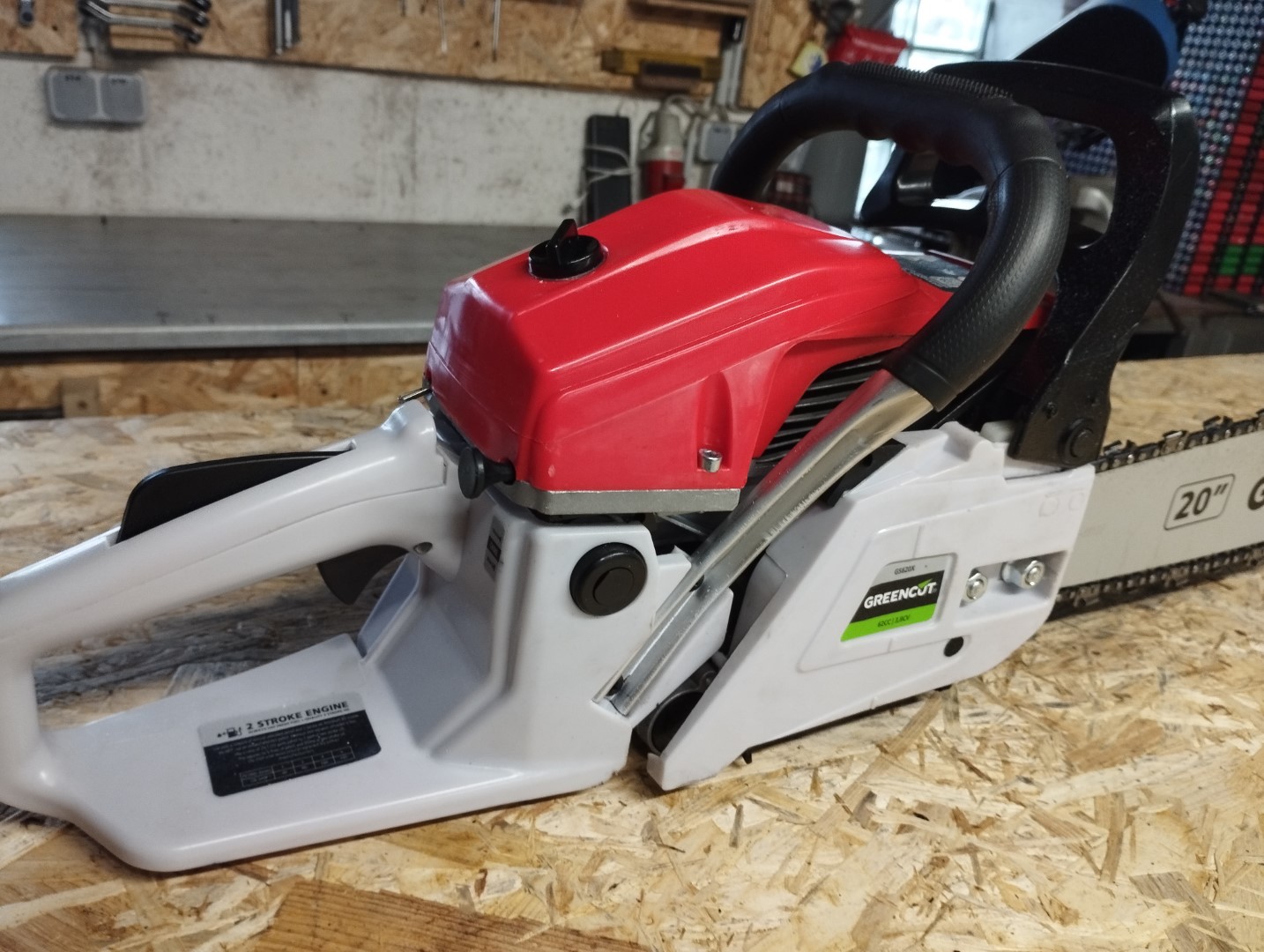 Greencut GS620X Benzin Motorsaege Kettensaege 07