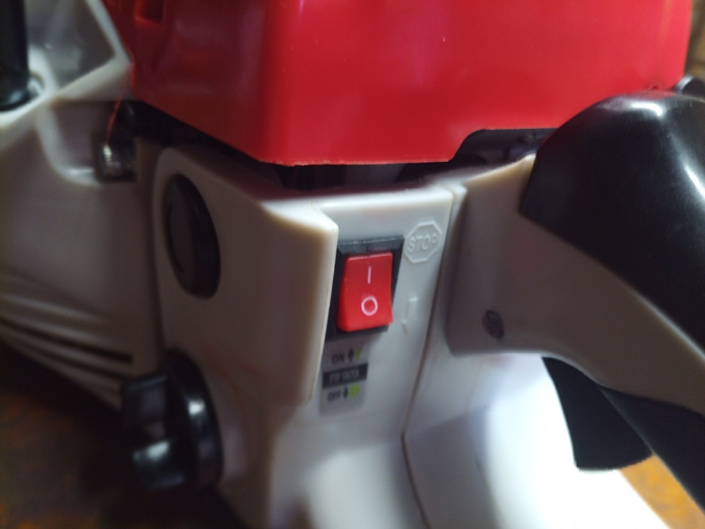 Greencut GS680X 68cc Kettensaege Benzin Motorsaege