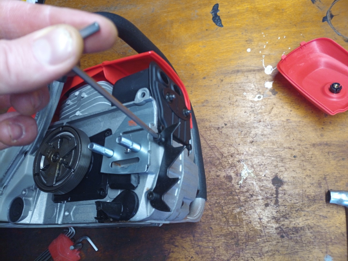 Greencut GS680X 68cc Kettensaege Benzin Motorsaege