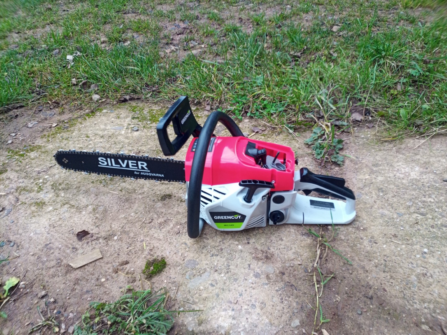 Greencut GS680X 68cc Kettensaege Benzin Motorsaege