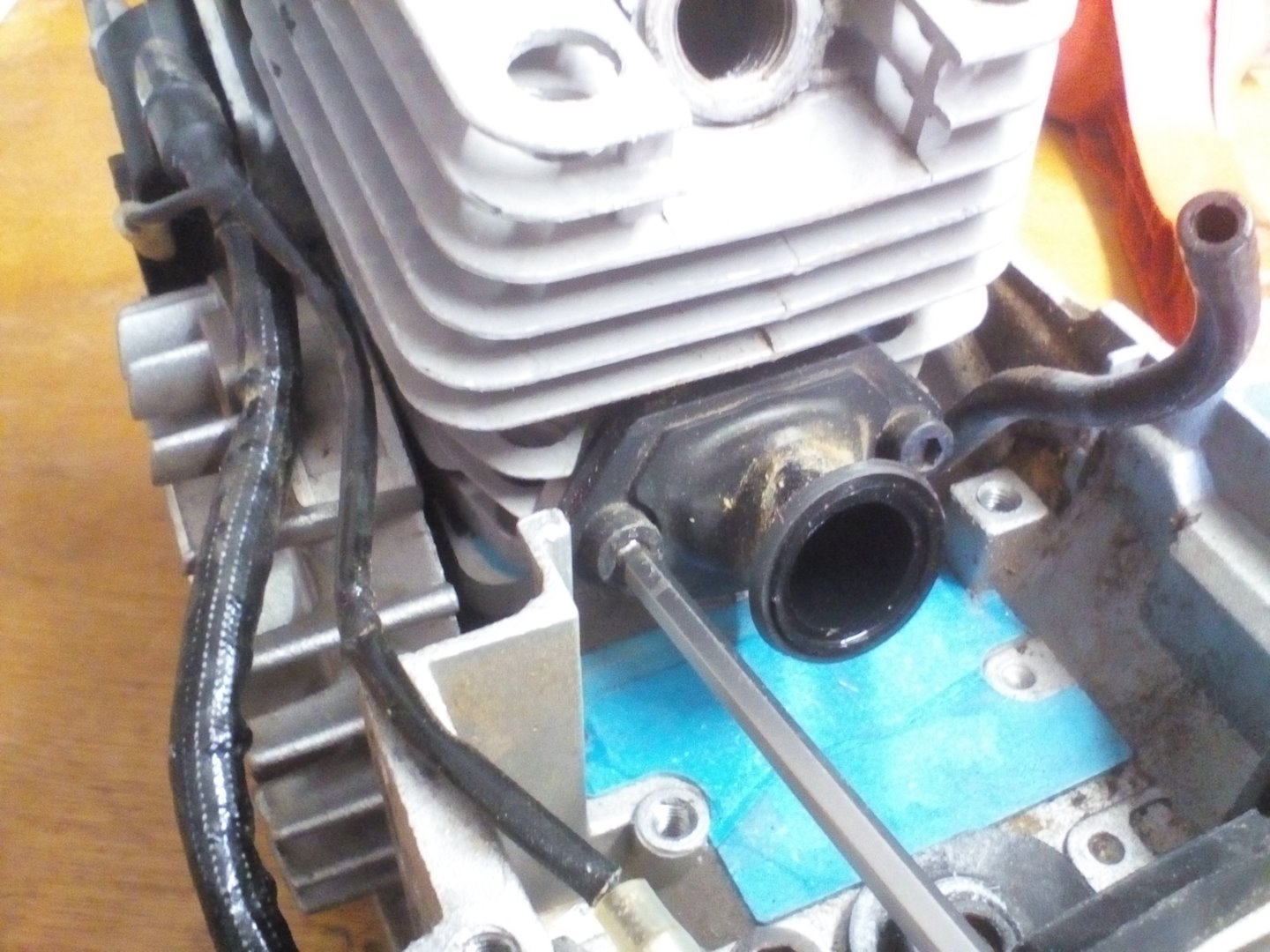 Impulsschlauch Unterdruckschlauch chinesische Kettensaege 07