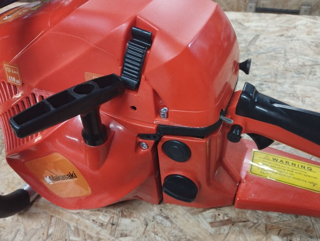 KNakasaki 6500 Benzin Kettensaege