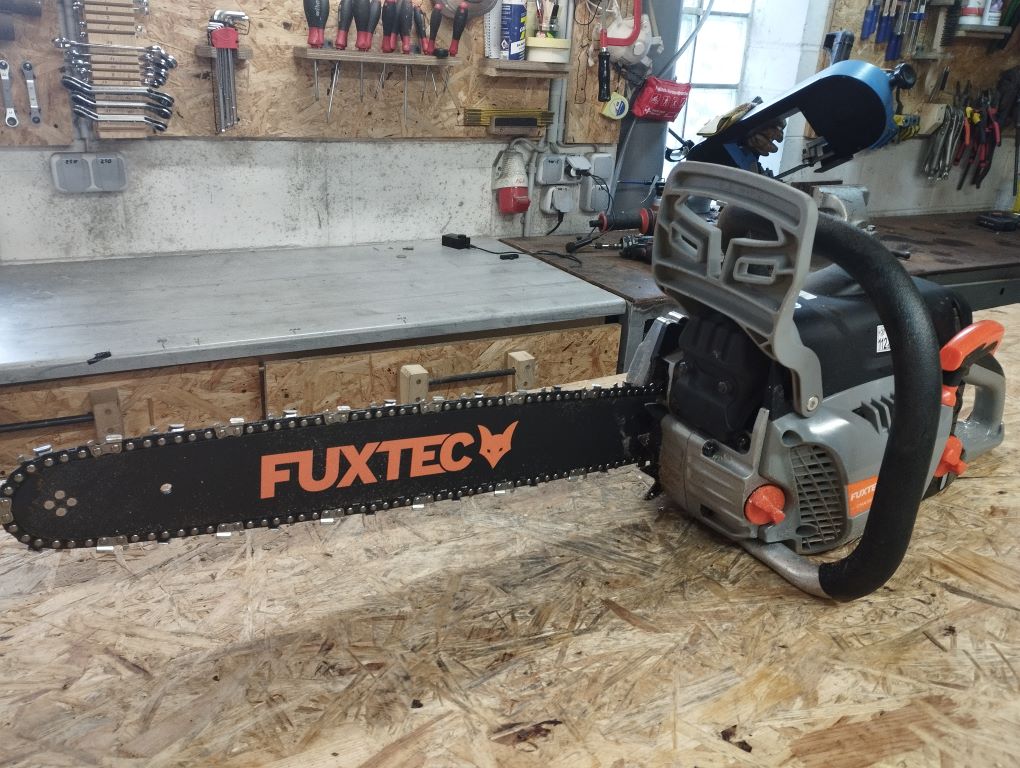 Profi Kettensaege aus China Fuxtec KSP 250 256