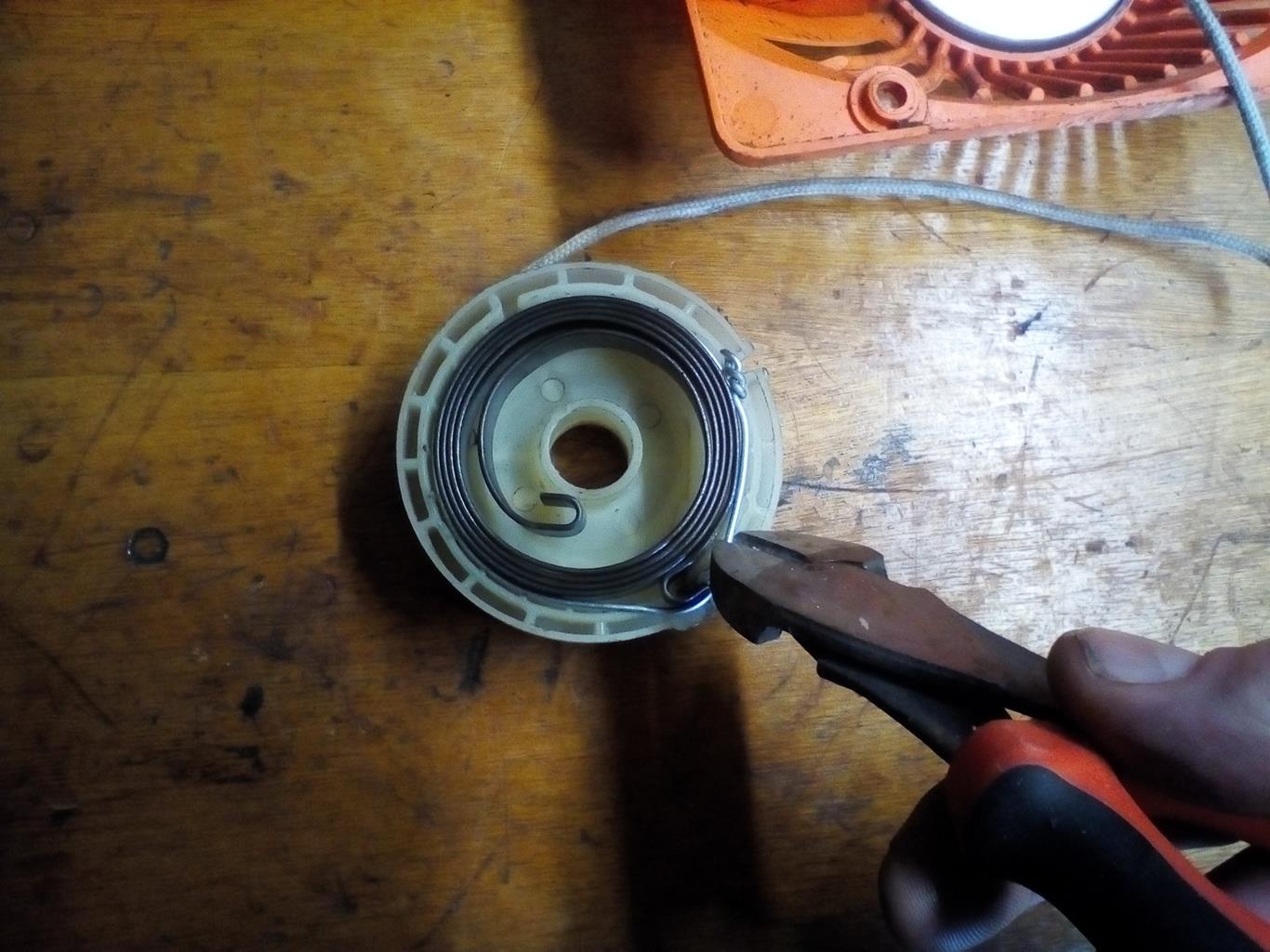 Seilzugstarter Easy Start reparieren chinesische Kettensaege 101