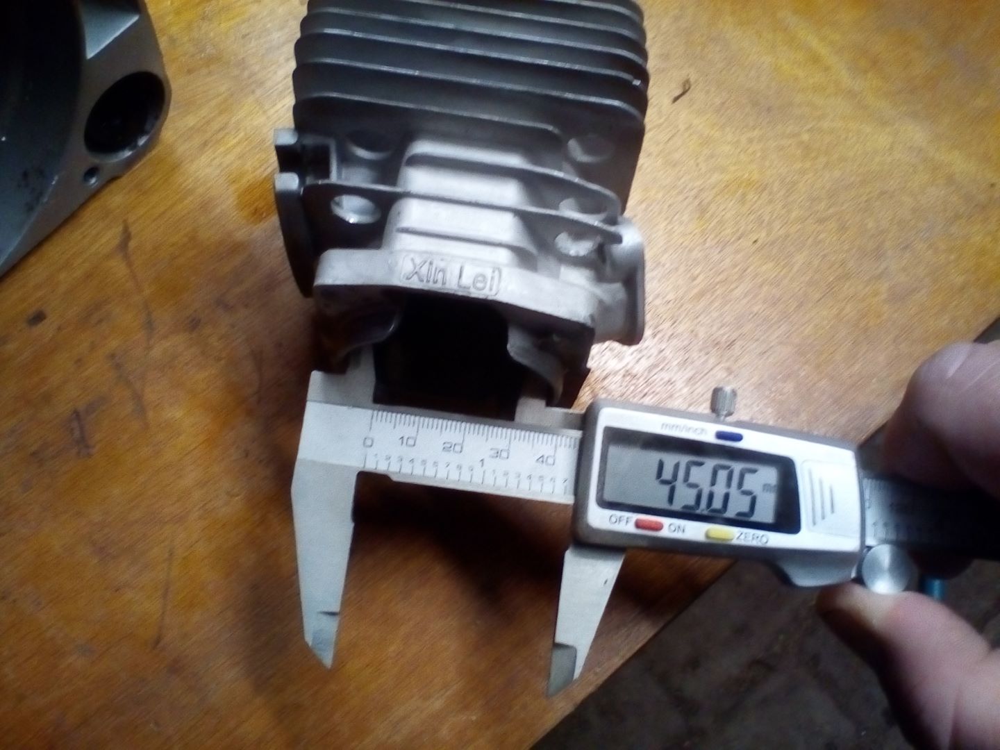 Zylinderkopf Kolben Motorschaden China Motorsaege 2