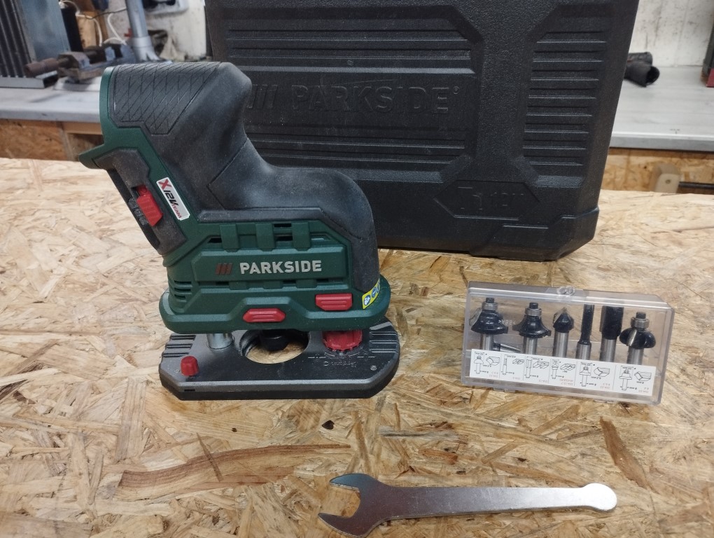 PARKSIDE 12V Akku Oberfraese POFA 12 A2 01