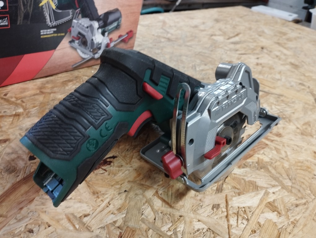 PARKSIDE 12 V Akku Handkreissaege PHKSA 12 B3