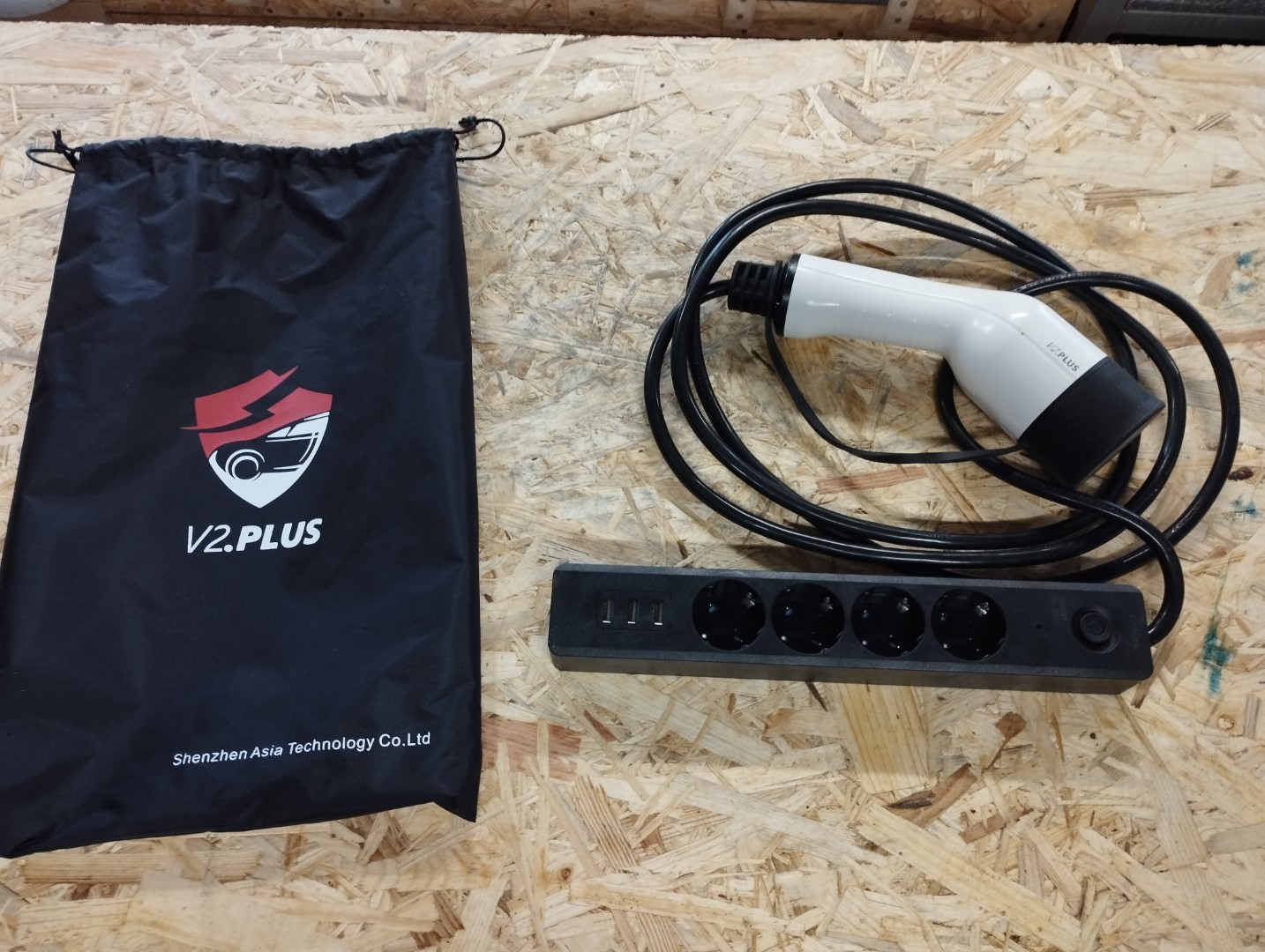 V2L Adapter Aiways U5 BYD