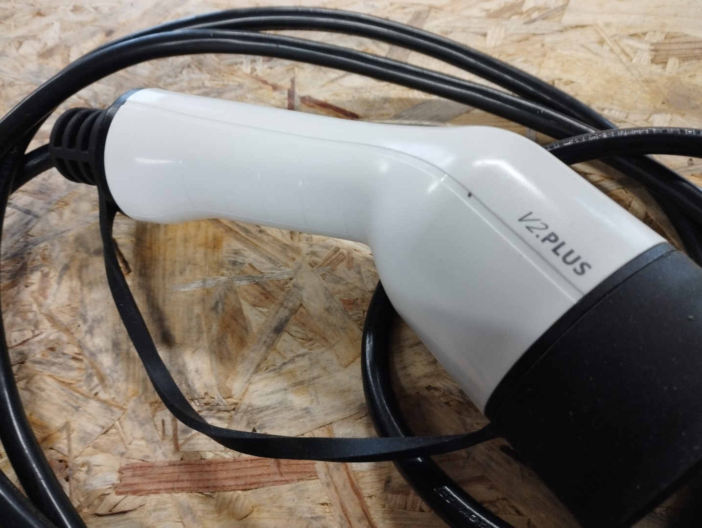 V2L Adapter Aiways U5 BYD
