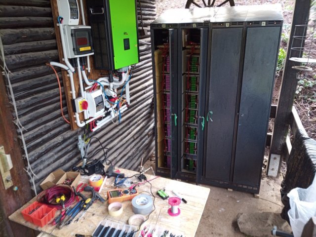 Bild von Spind feuerfestes gehäuse metallschrank diy 18650 powerwall brandschutz