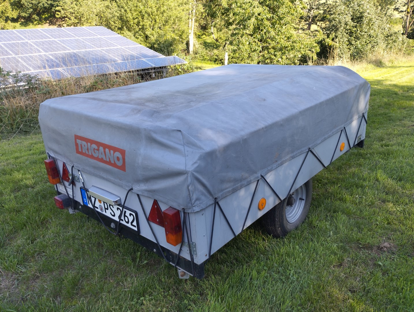 Faltcaravan Trigano Oceane Campen Elektroauto E-Auto Wohnwagen Wohnanhänger Falter Klappfix Alpenkreuzer