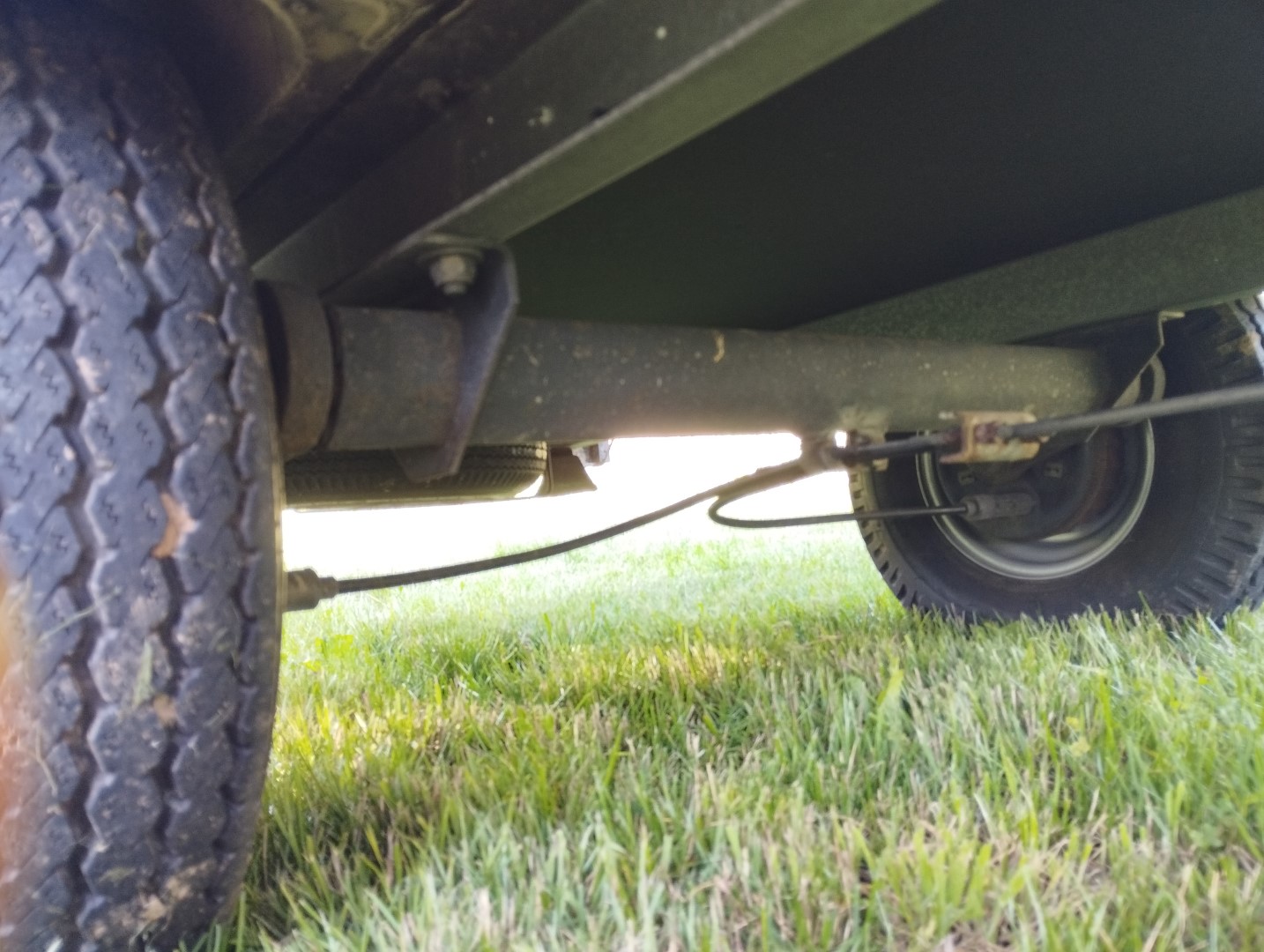 Faltcaravan Trigano Oceane Campen Elektroauto E-Auto Wohnwagen Wohnanhänger Falter Klappfix Alpenkreuzer