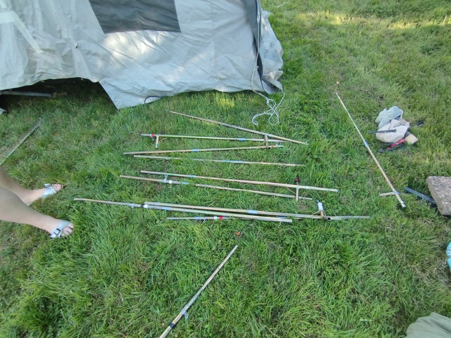 Faltcaravan Trigano Oceane Campen Elektroauto E-Auto Wohnwagen Wohnanhänger Falter Klappfix Alpenkreuzer