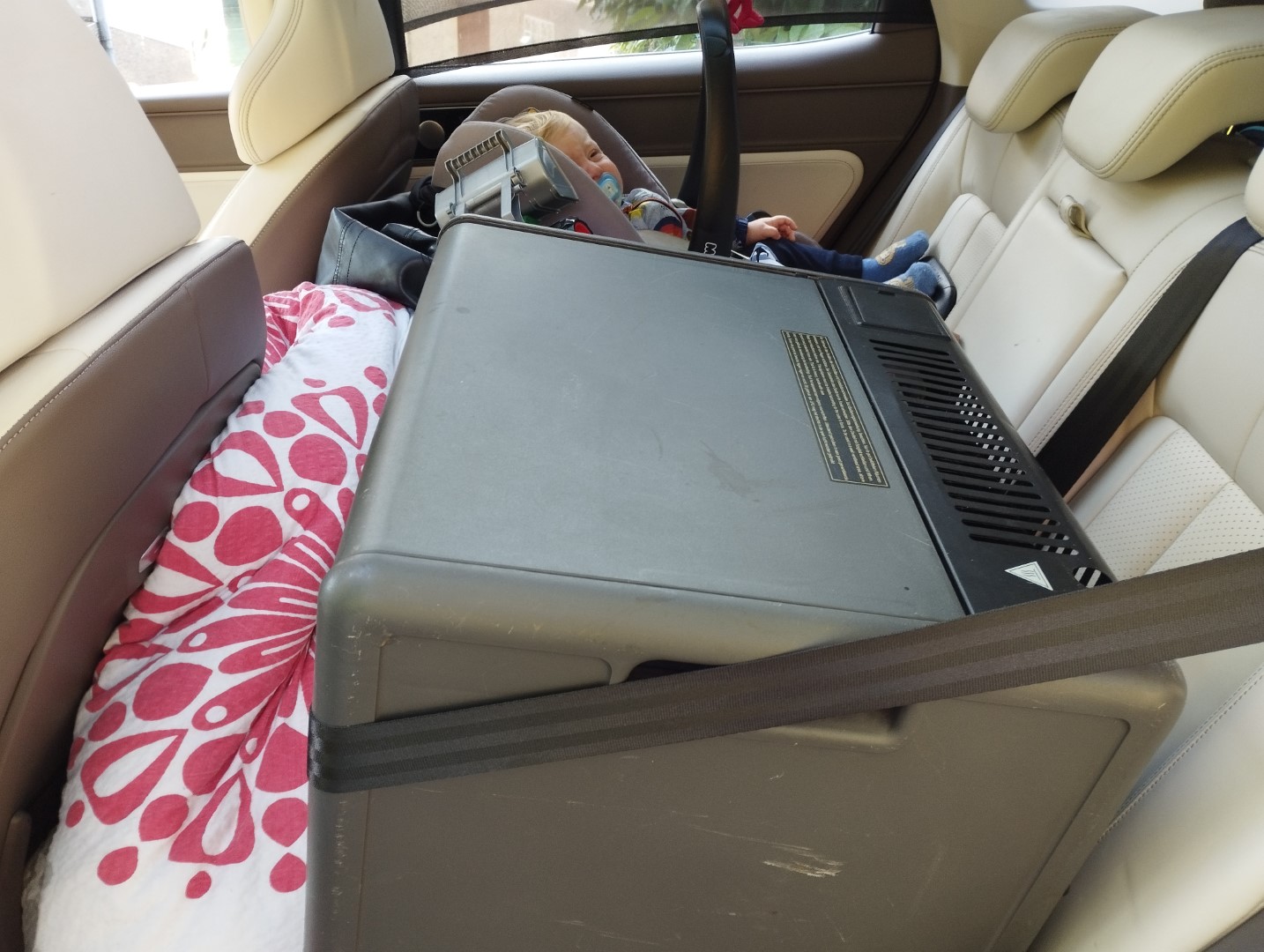 Trigano Oceane Faltcaravan Elektroauto Wohnwagen Camping Falter Wohnanhaenger