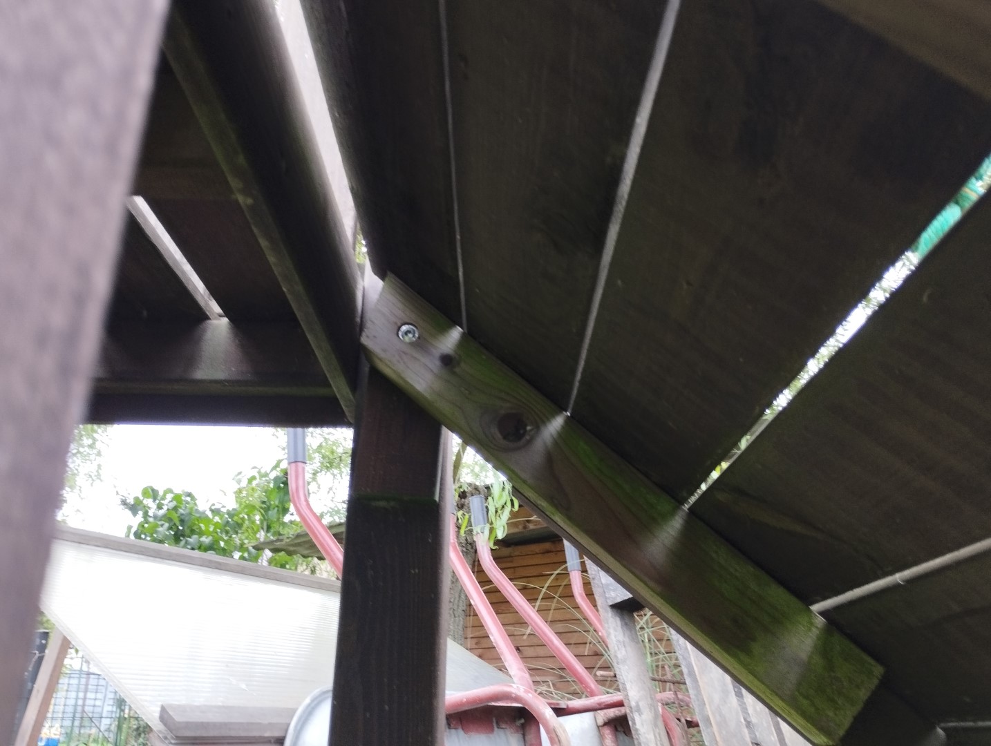 Klettergerüst Spielturm Rutsche Schaukel Sandkasten Jungle Gym restaurieren reparieren umbauen Hängebrücke