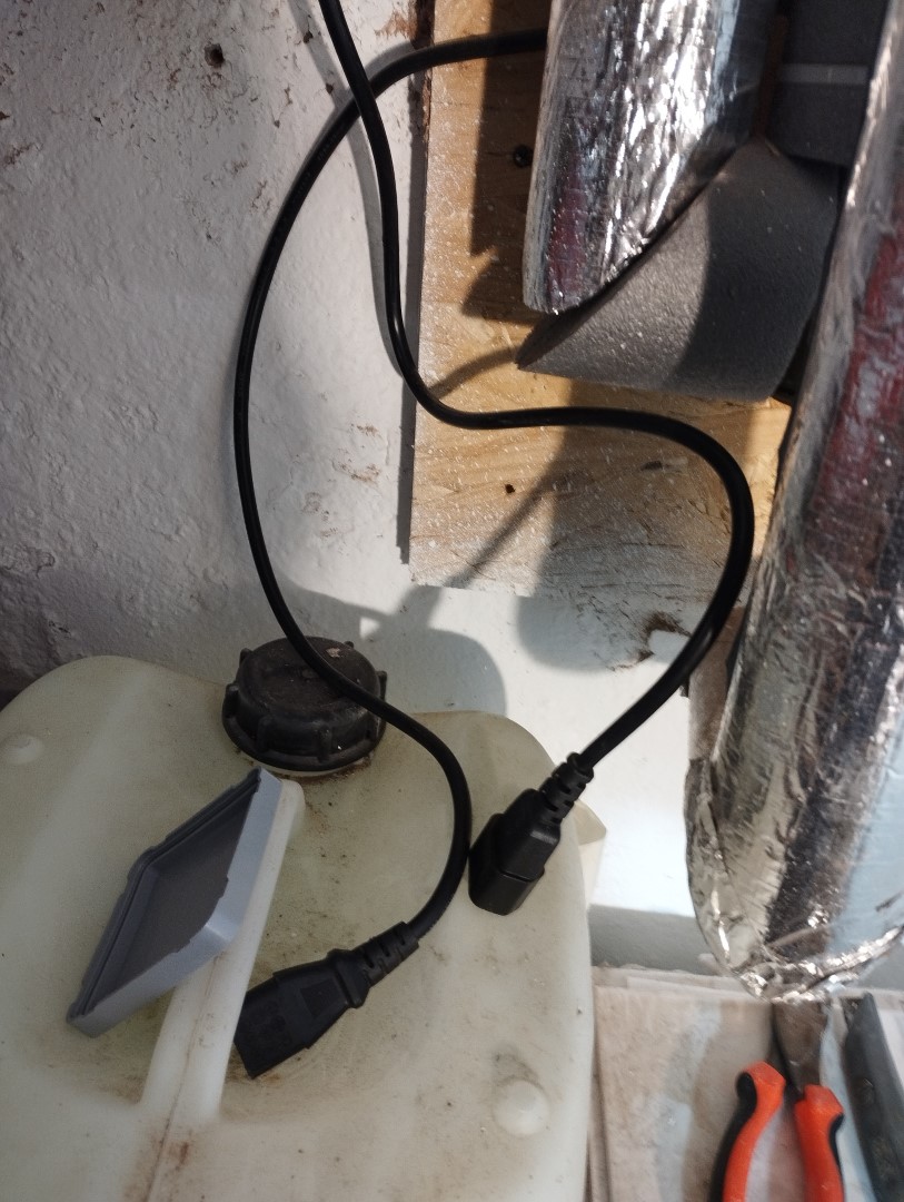 wasserfuehrender Ofen USV Stromausfall Blackout 05