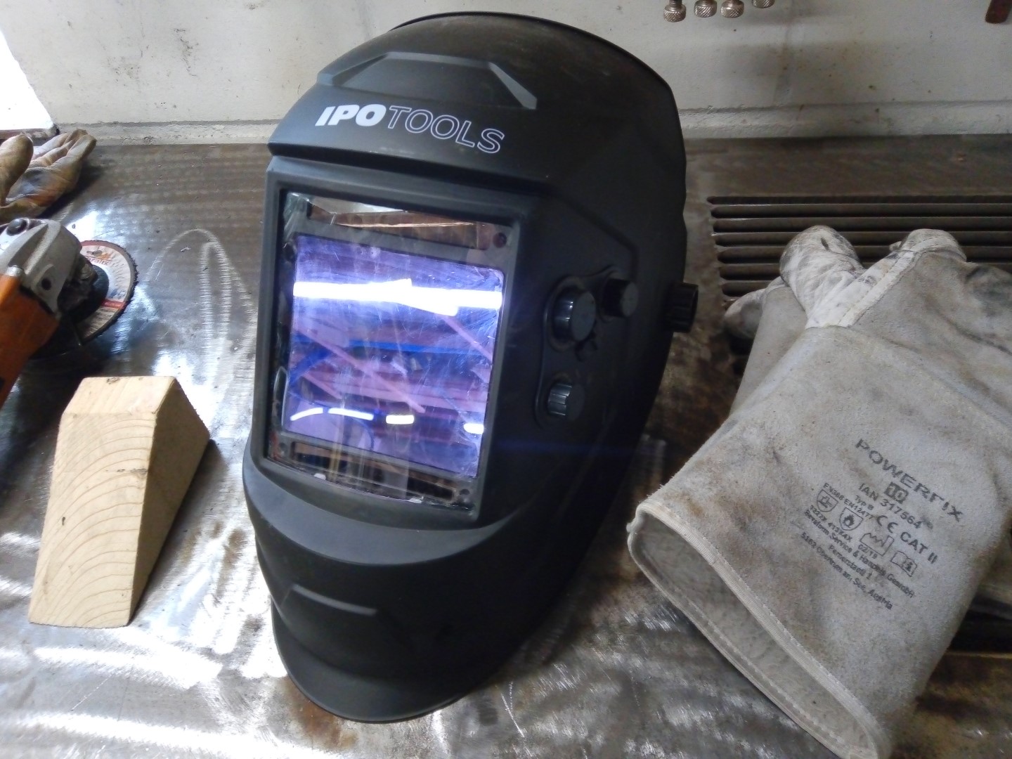 Schweissen - Automatik Schweißhelm IPO Tools LY800H